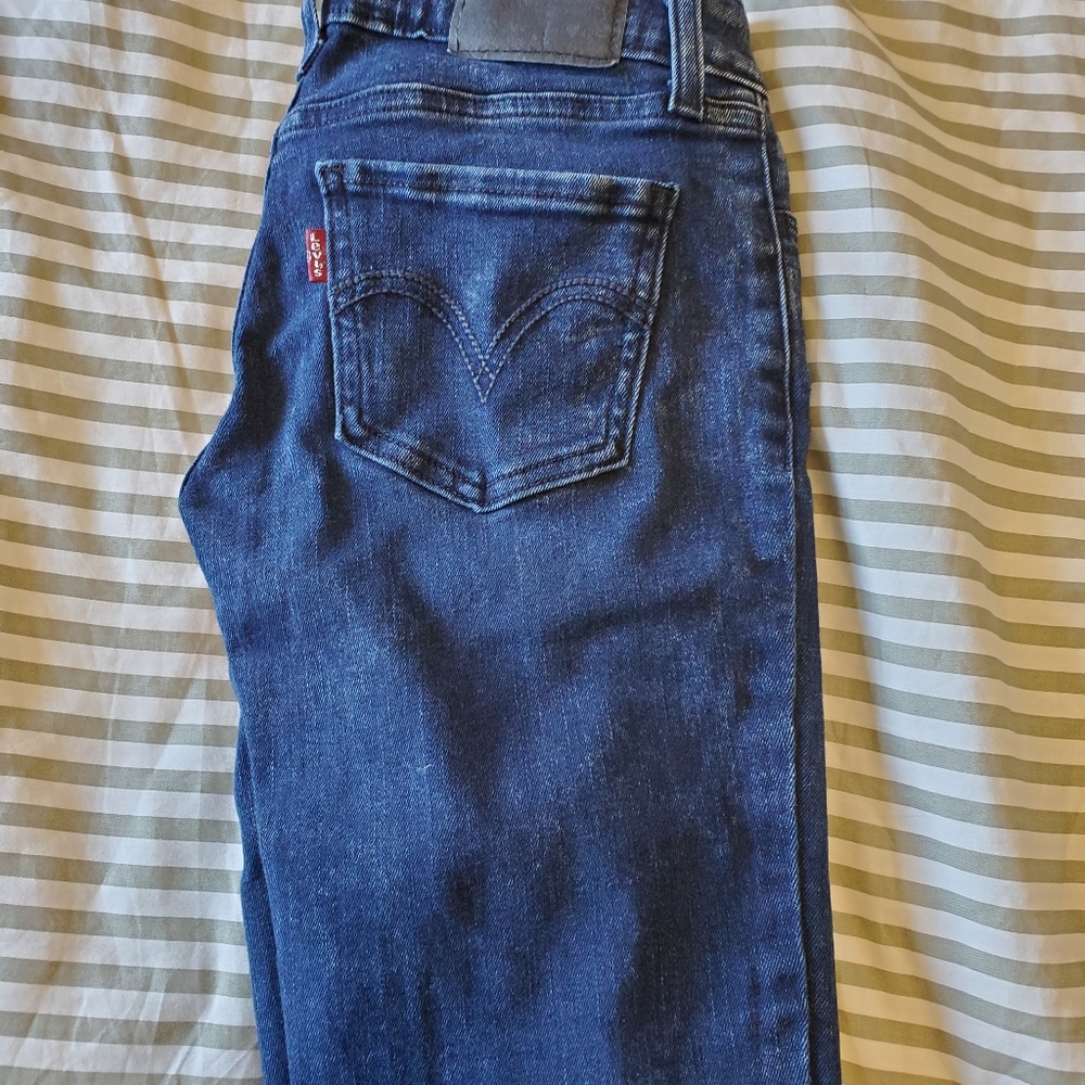 Levi jeans